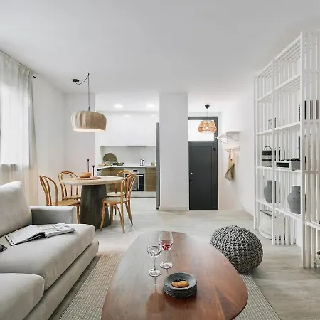 Minori - 2 Bedrooms And Pool In Poblenou דירה *