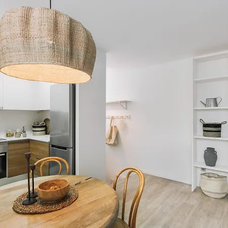 Minori - 2 Bedrooms And Pool In Poblenou